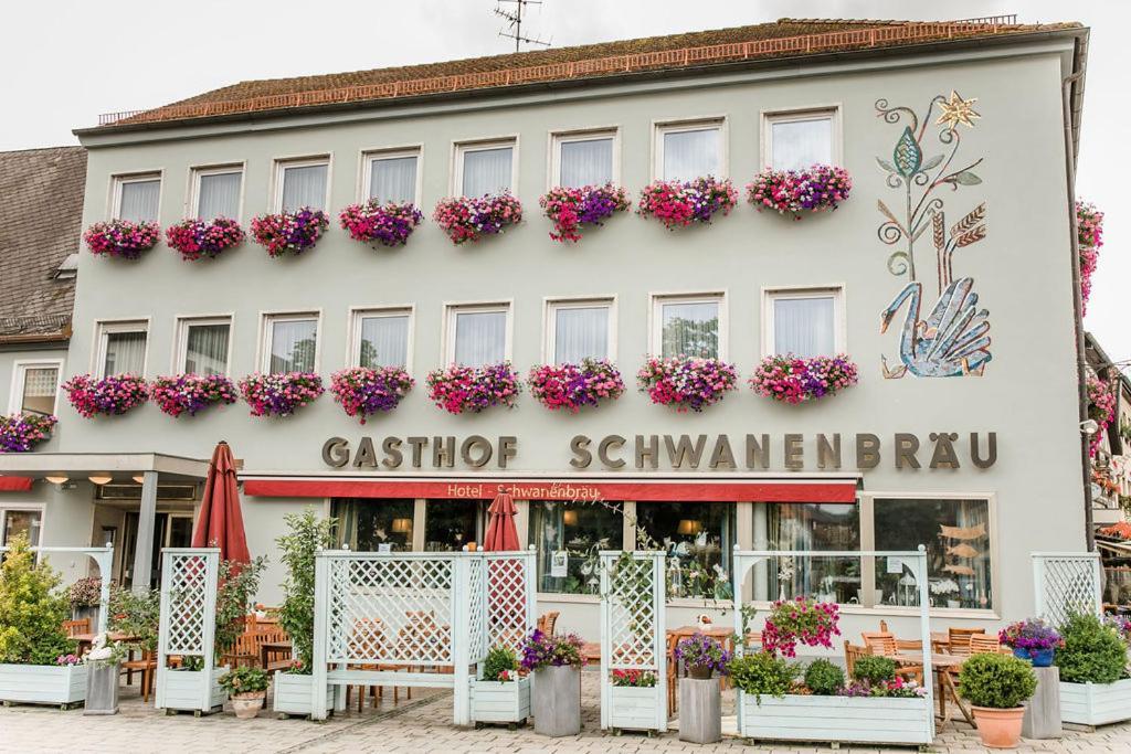 Hotel Brauereigasthof Schwanenbraeu Ebermannstadt Esterno foto