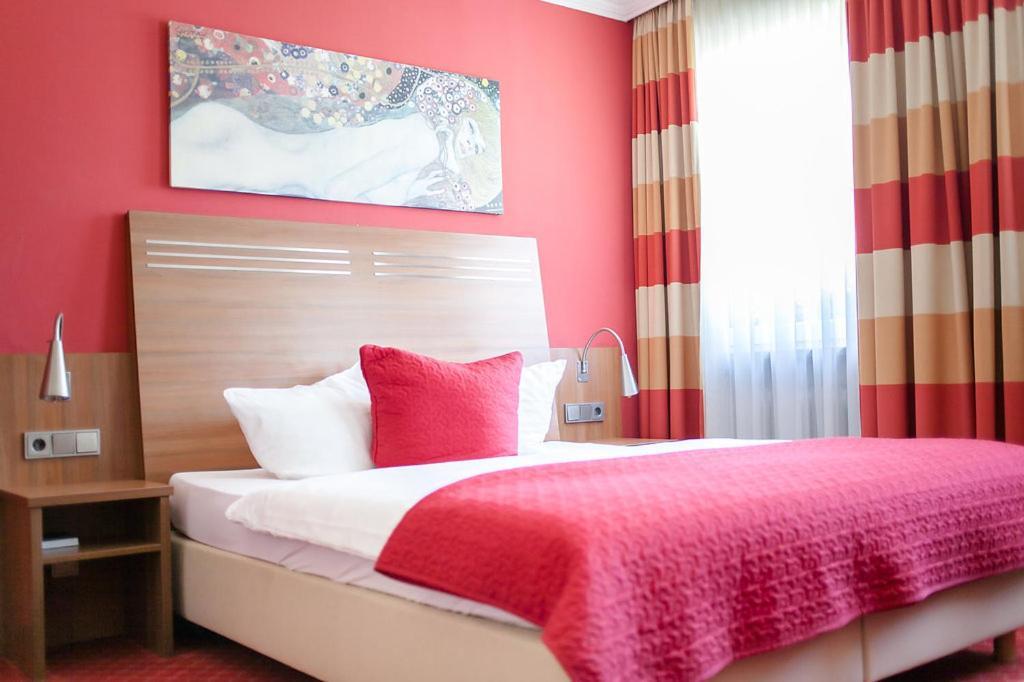 Hotel Brauereigasthof Schwanenbraeu Ebermannstadt Esterno foto